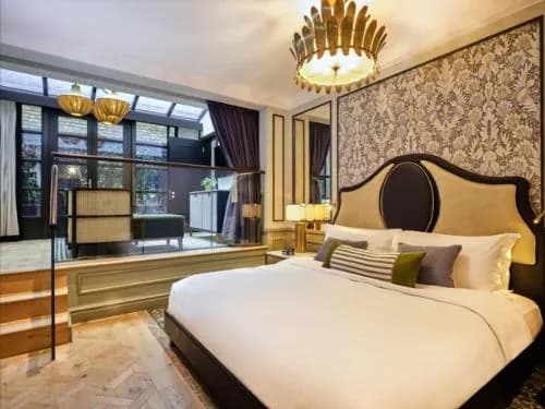 The Mayfair Townhouse - an Iconic Luxury Hotel