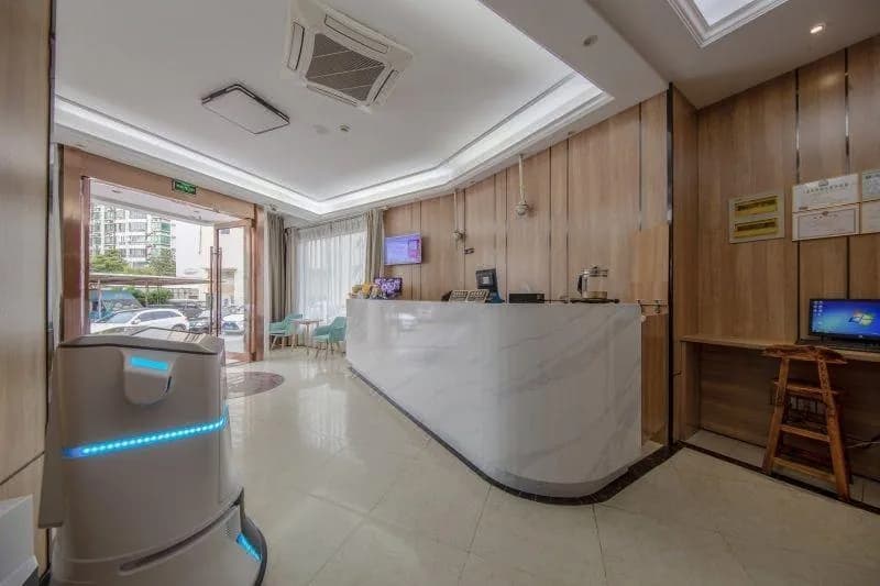 Green Tree Inn Smart Selection Hotel (Shanghai Hongqiao Road Metro Station)