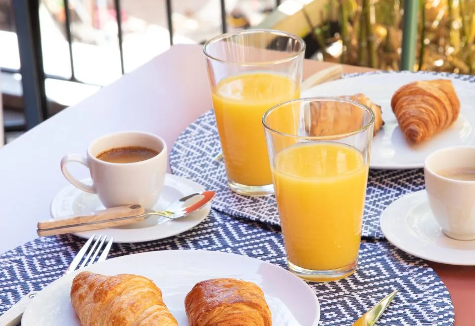 L'Abeille, Boutique Apartments