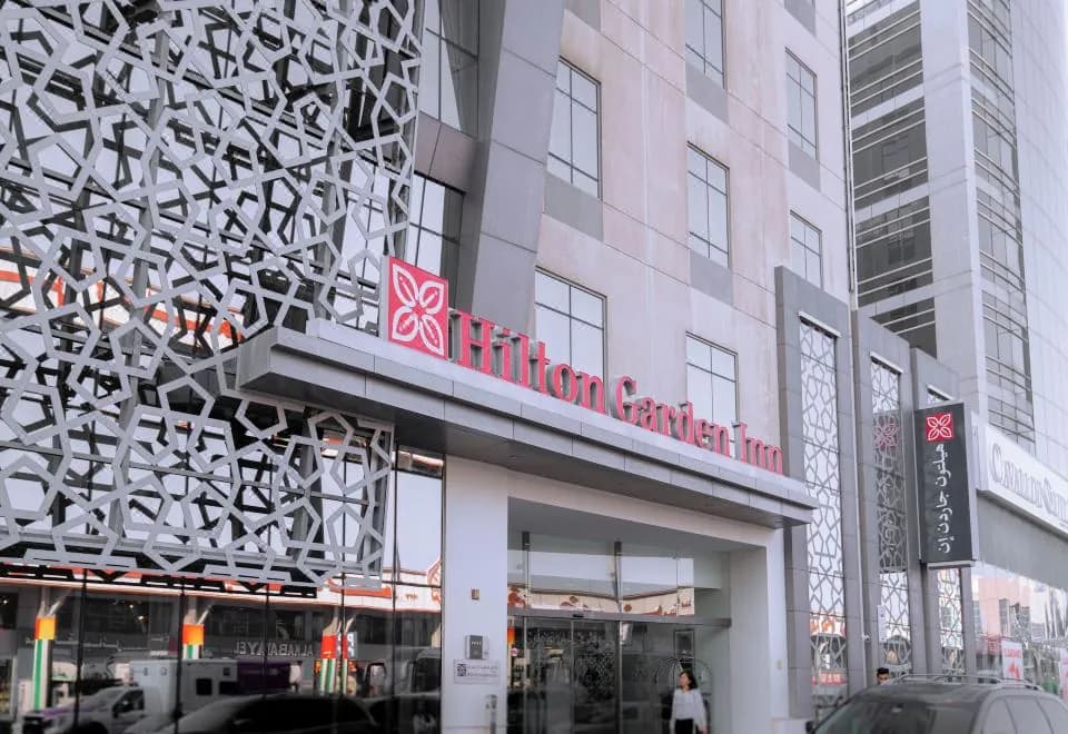 Hilton Garden Inn Dubai Al Muraqabat - Deira