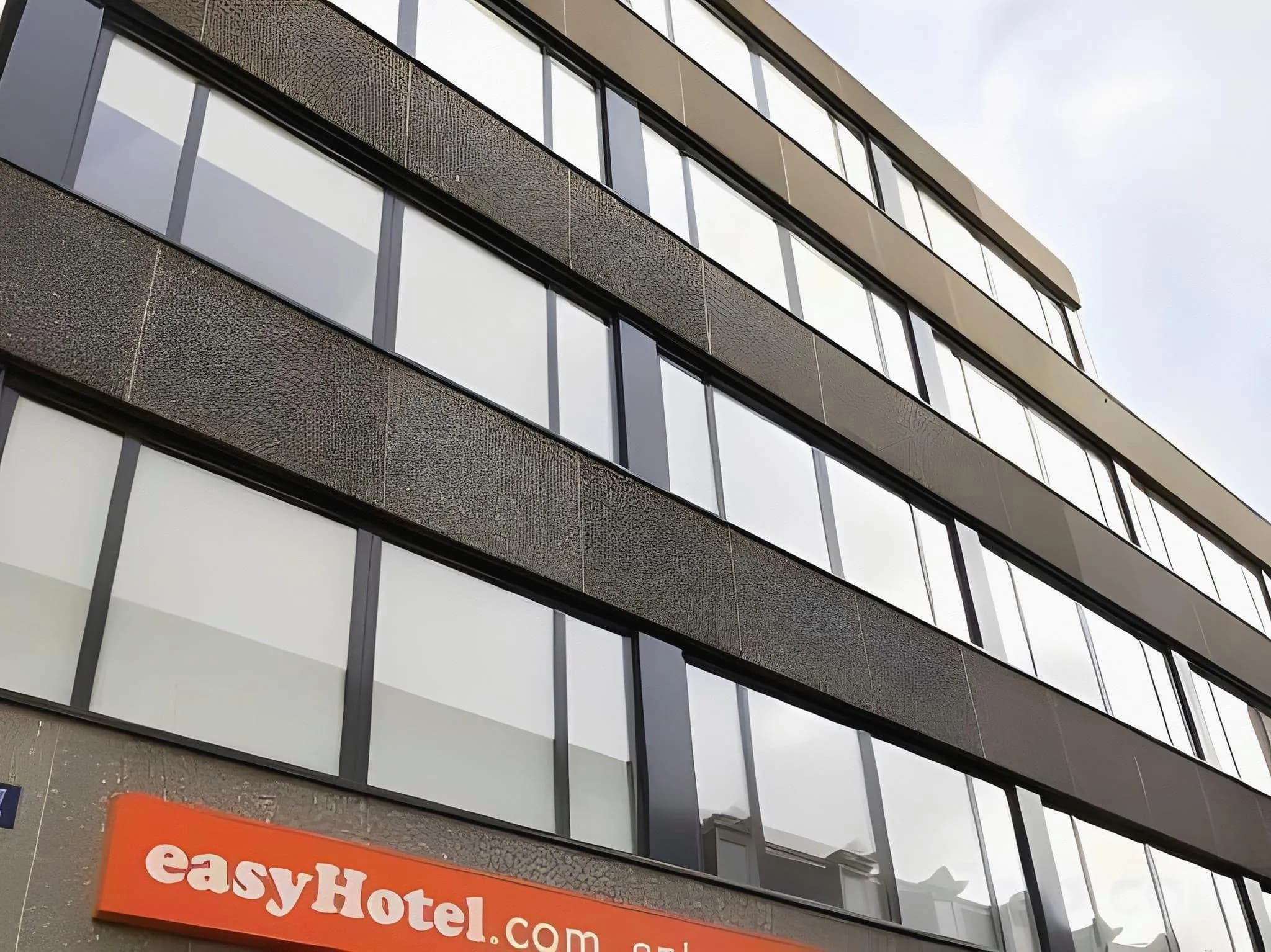 EasyHotel Amsterdam City Centre South