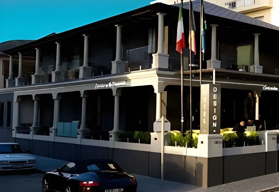Hotel on The Promenade