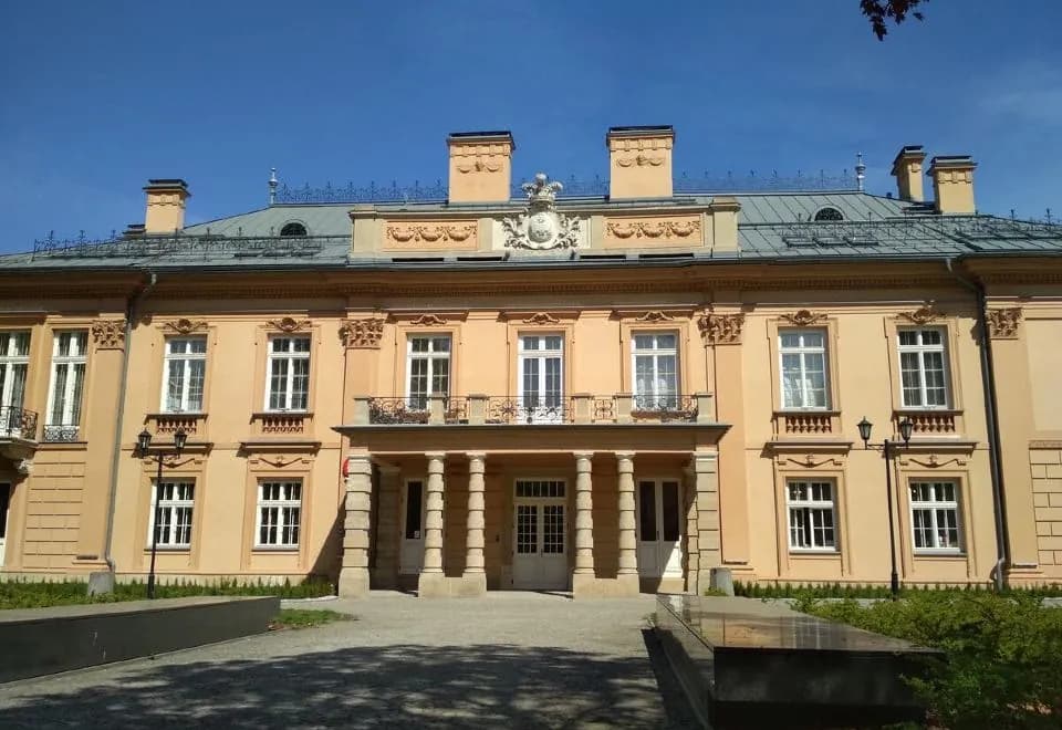 Central Palace