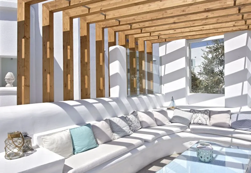 Petinos Beach Hotel