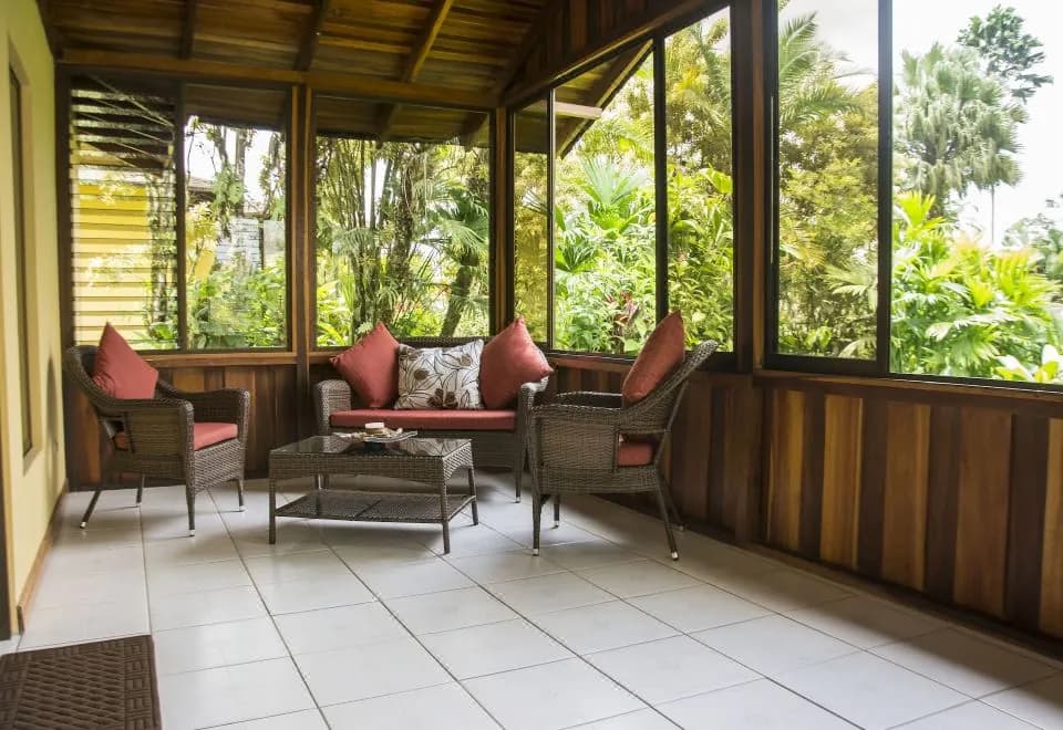 Arenal Paraiso Resort Spa & Thermo Mineral Hot Springs
