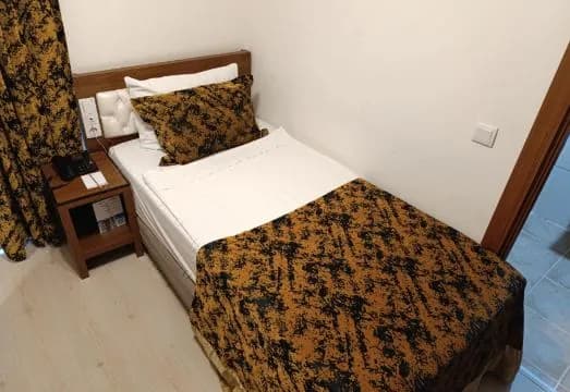 The Corner Park Hotel
