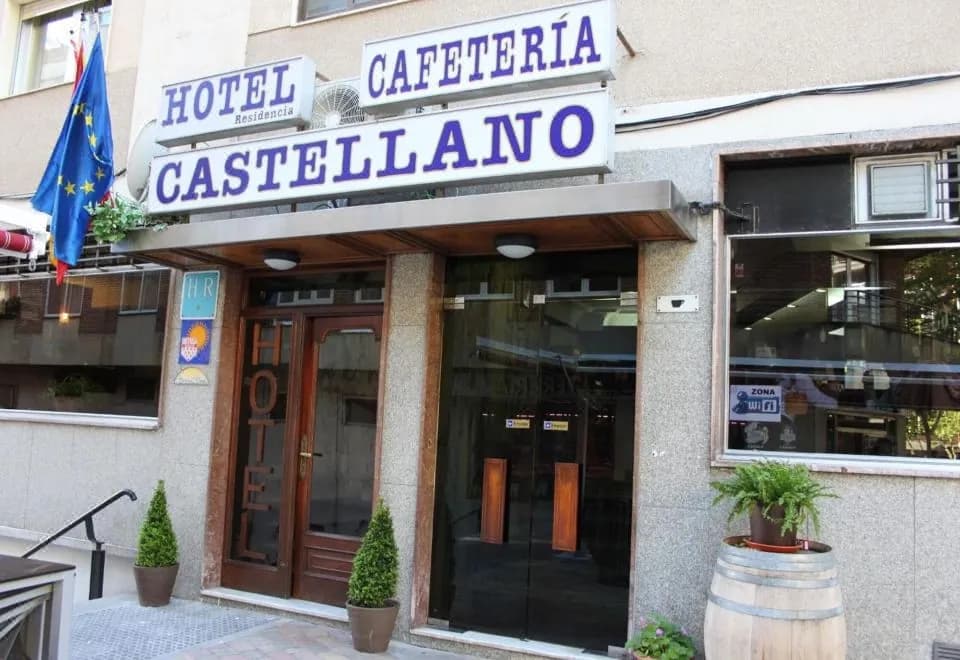 Hotel Residencia Castellano I