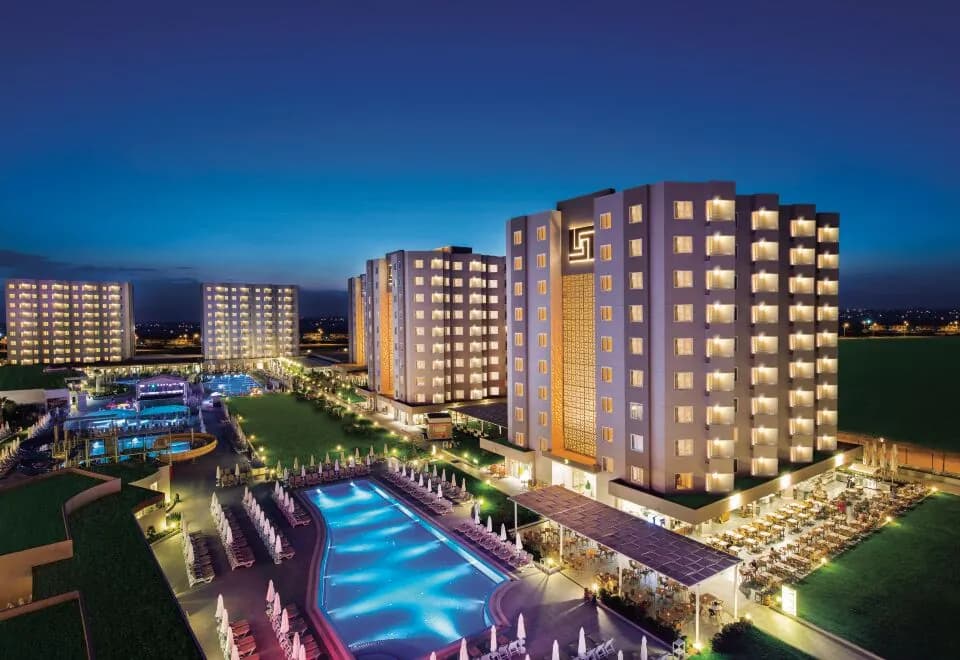 Grand Park Lara Hotel