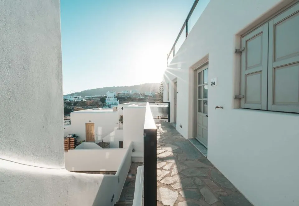 Mr & MRS White Mykonos
