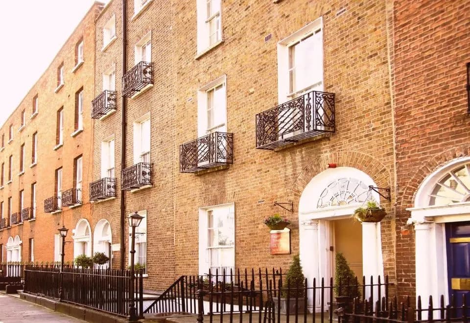 Baggot Court Townhouse