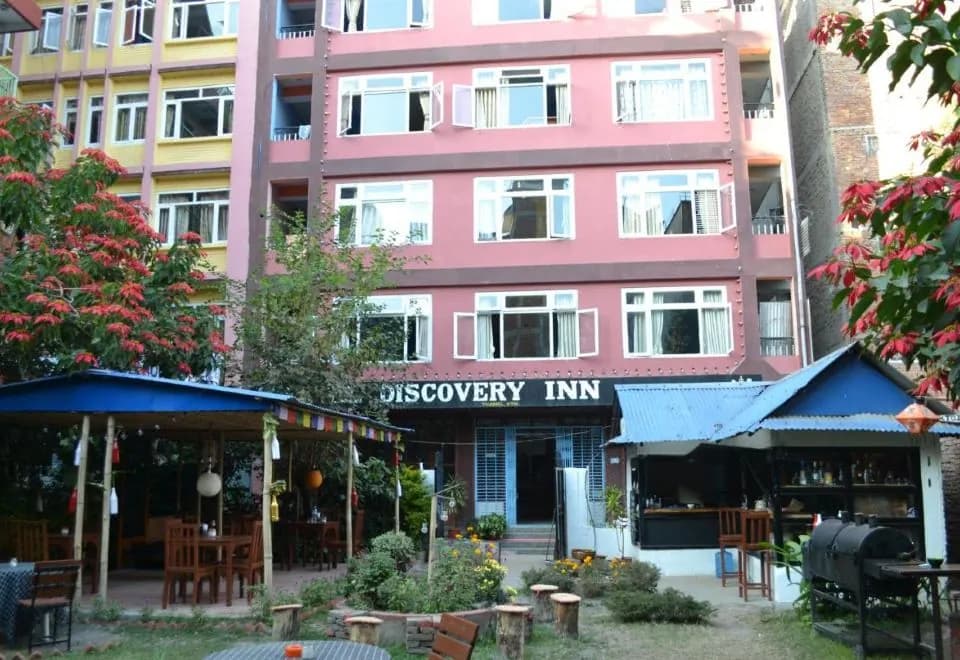 Hotel Discovery Inn