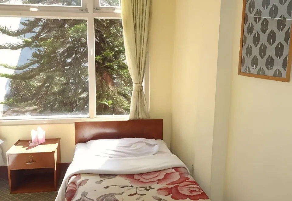 Hotel Discovery Inn