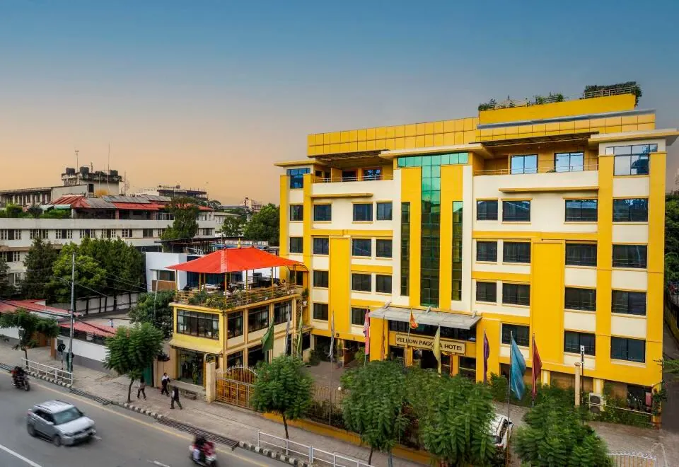 Yellow Pagoda Hotel