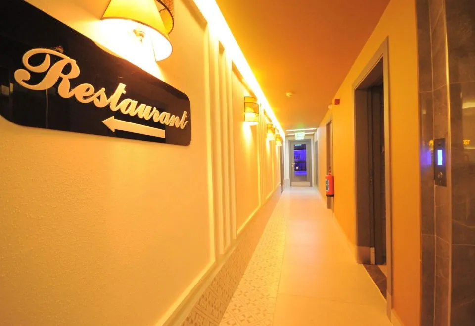 Microyal Hotel