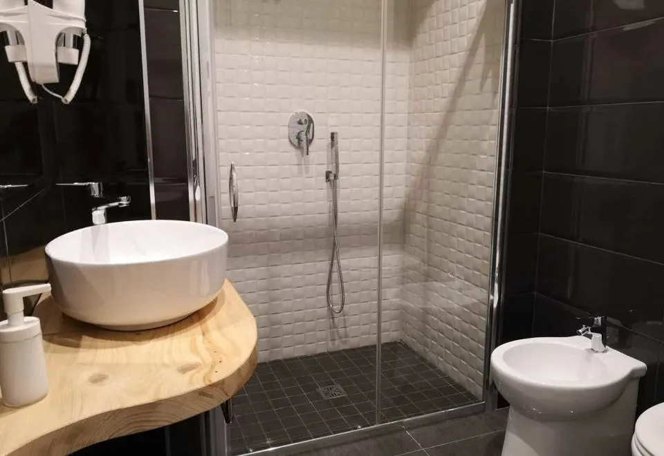 Beverello Rooms