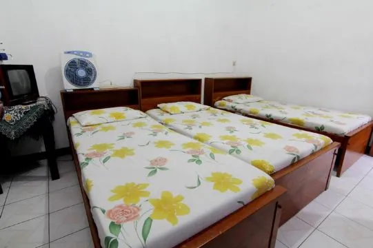 Mas Gun Guest house