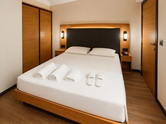 Orange Hotel
