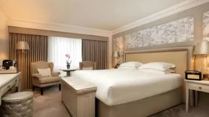 Brooks Hotel
