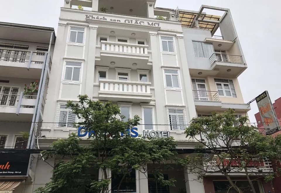 Dreams Hotel