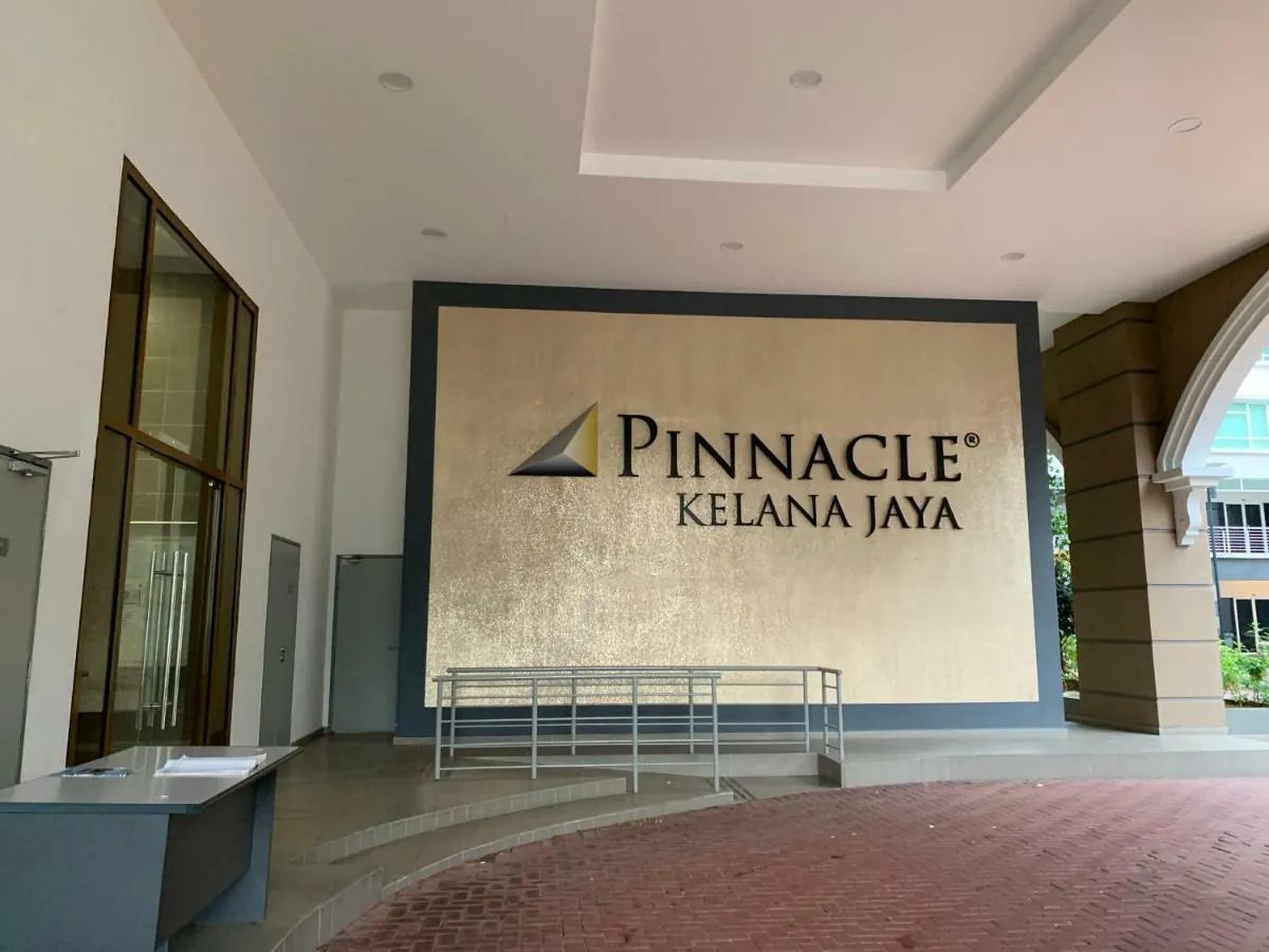 Pinnacle Kelana Jaya by Cloudnest