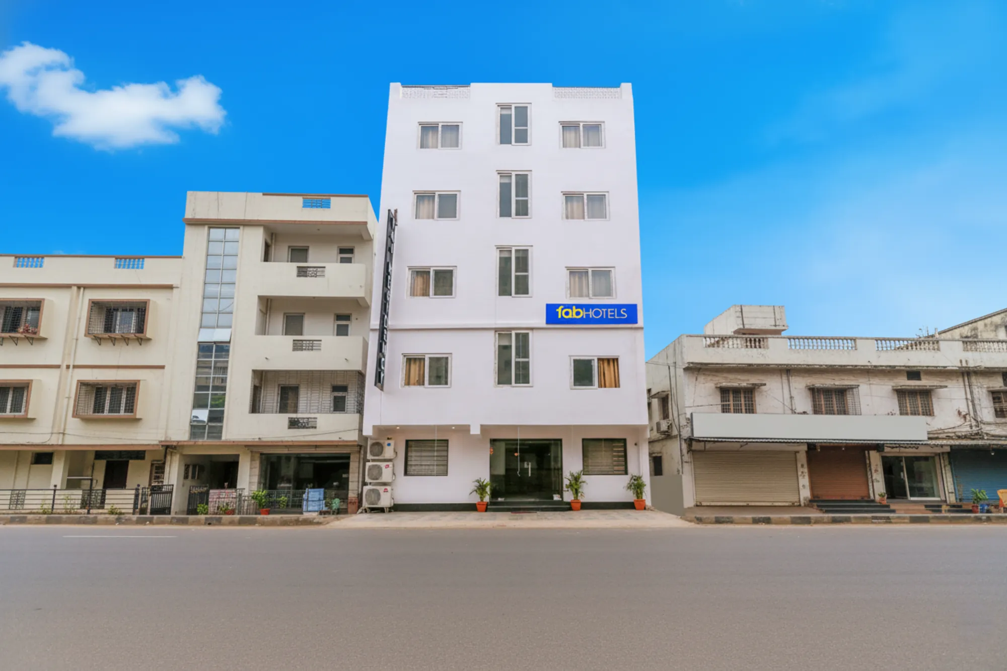 FabExpress Taj Residency