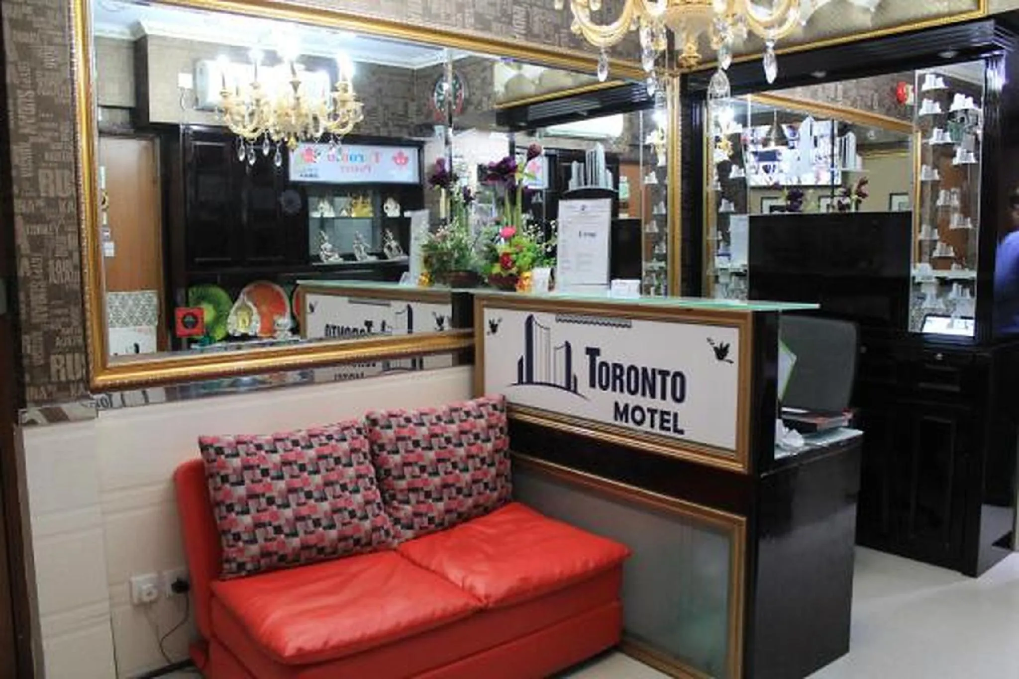 Toronto Holidays