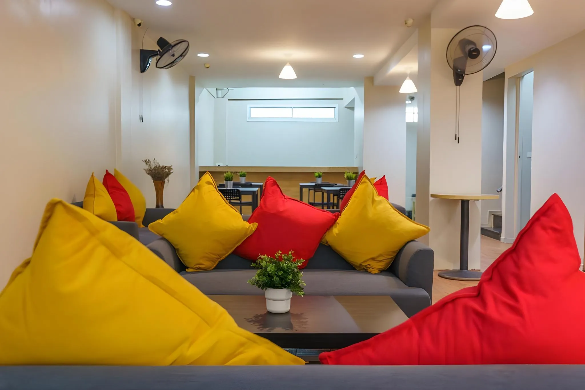 CheQinn Bed Sukhumvit 4 Nana Plaza