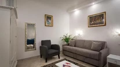 Stella Della Casa