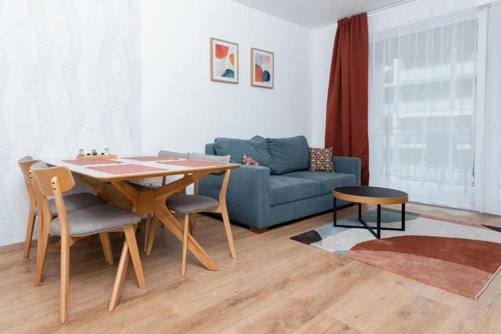 WestSide Apartments by UrbanRent