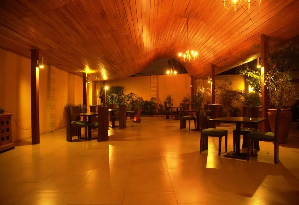 OSinkirri Hotel