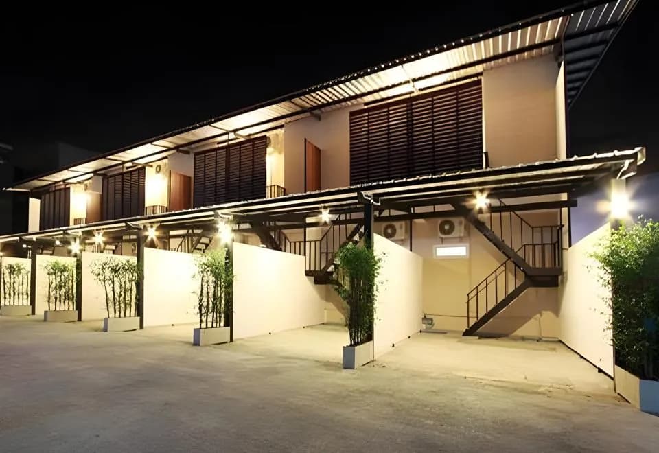 Bearing26 Hotel