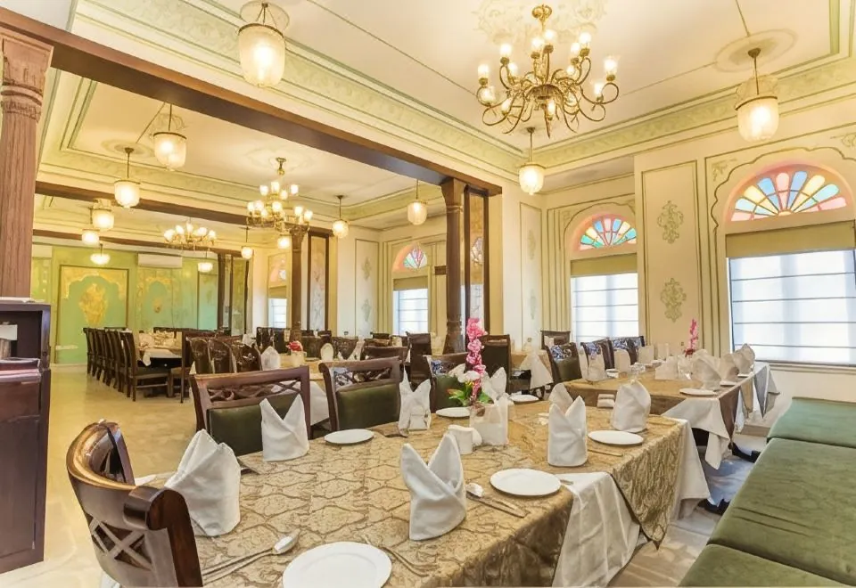 Grand Uniara A Heritage Hotel
