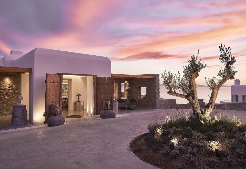 Amazon Mykonos Resort & Spa