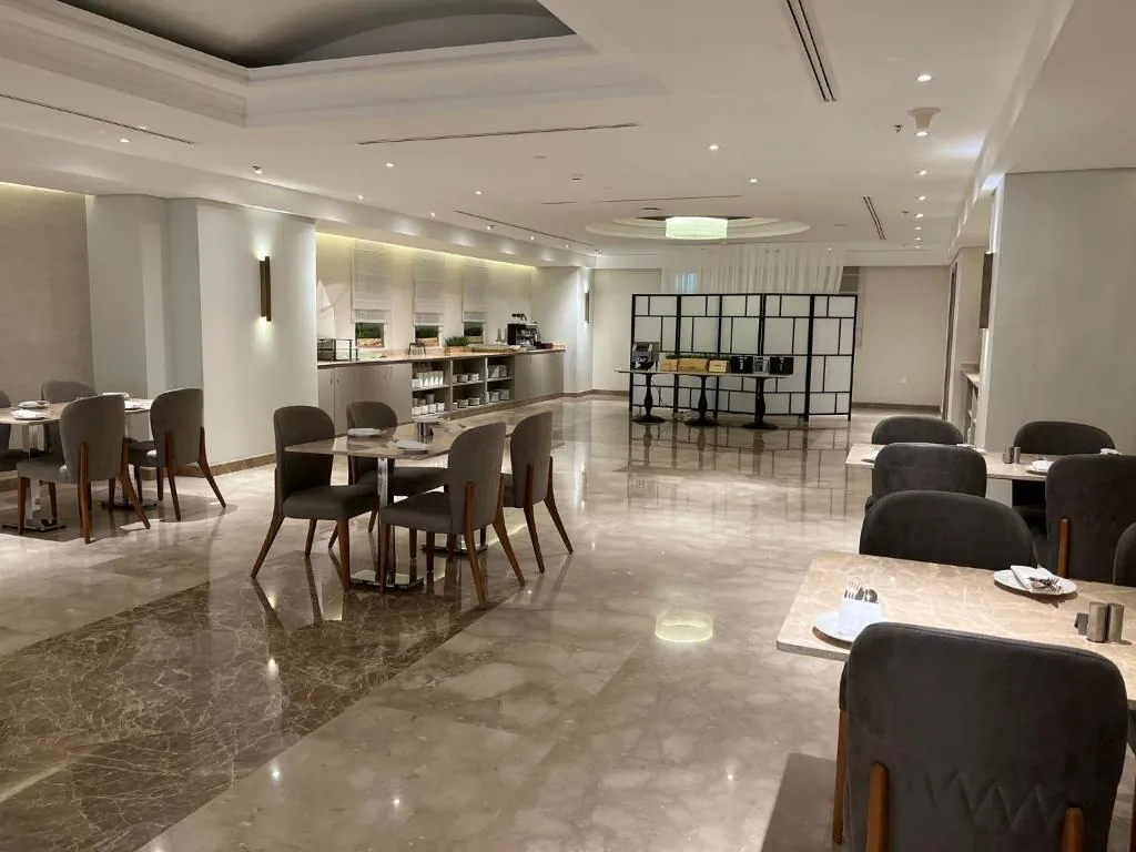 Gloria Hotel & Suites