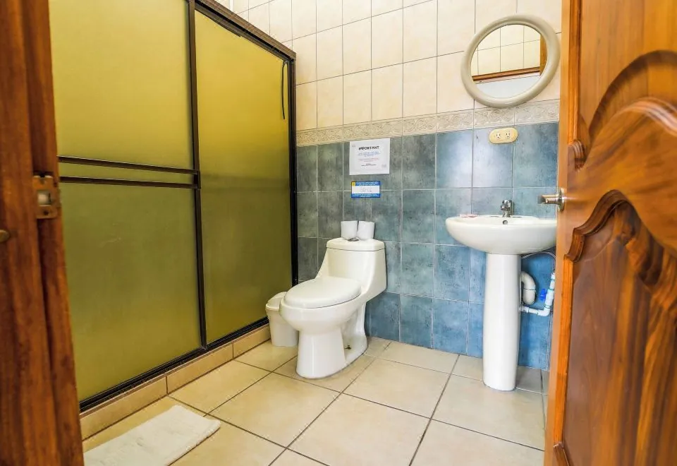 Arenal Hostel Resort
