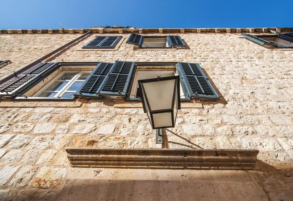 Sunce Palace Apartments with Free Offsite Parking