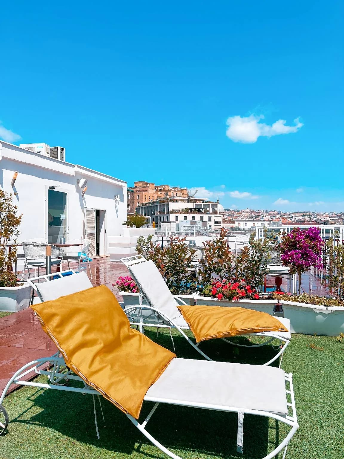 Neapolitan Trips Hotel