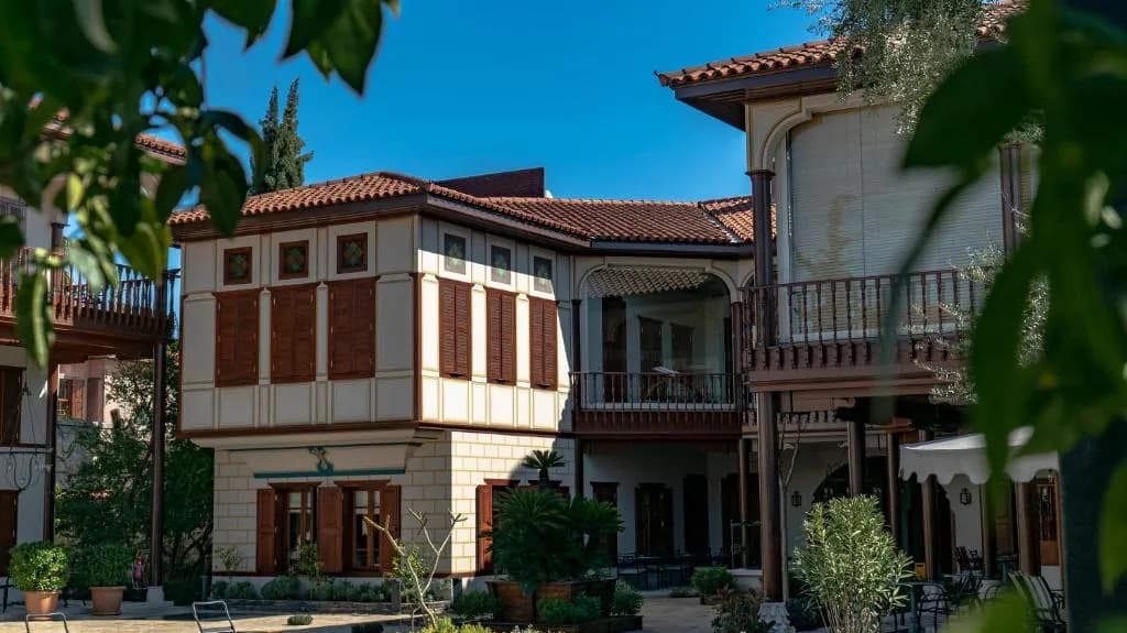 RuinAdalia Hotel