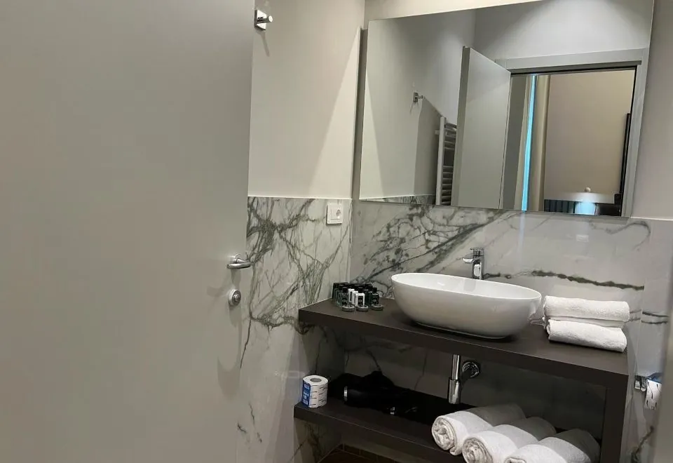 Hotel RossoVino Milano