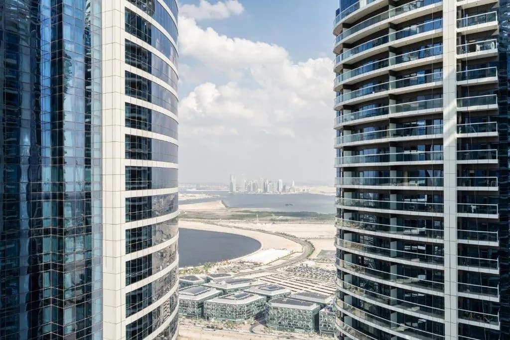 GLOBALSTAY DAMAC Towers by Paramount. Business Bay
