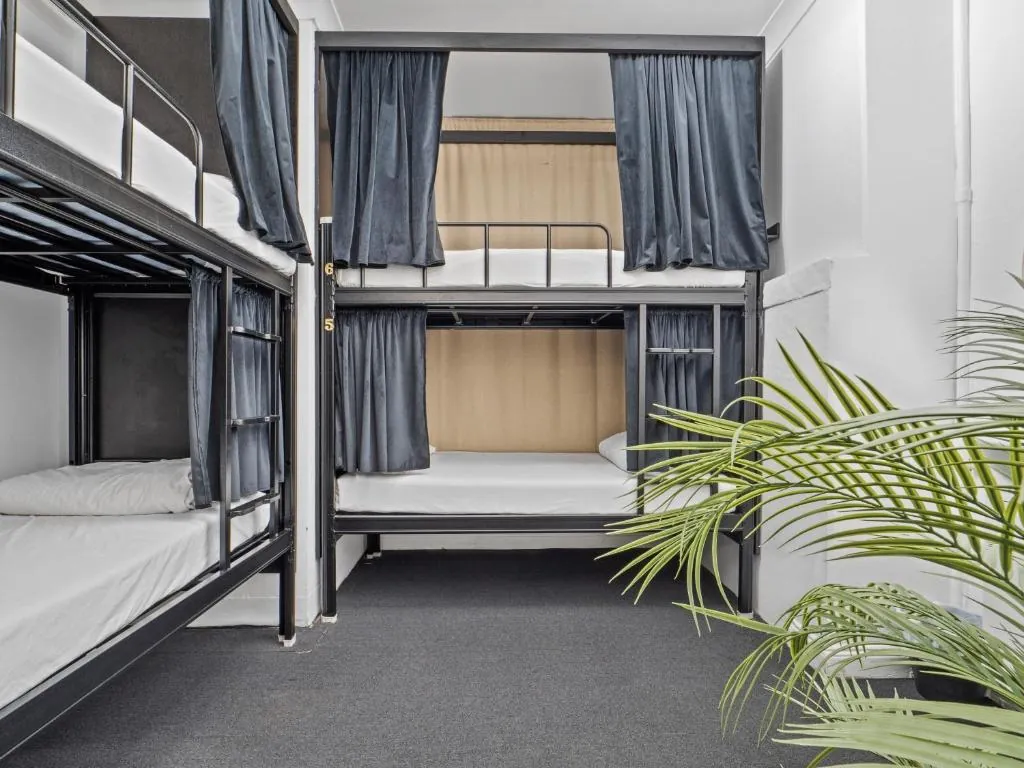 VENUS Potts Point - FEMALE ONLY