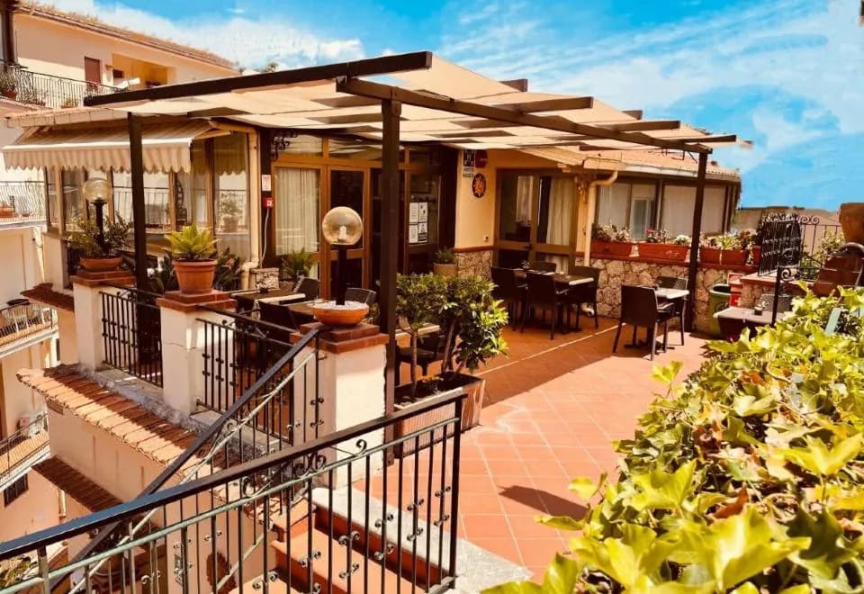 Hotel Soleado