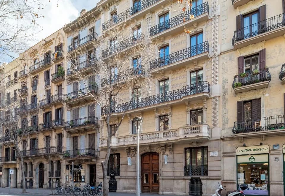 Fuster Apartments by Aspasios