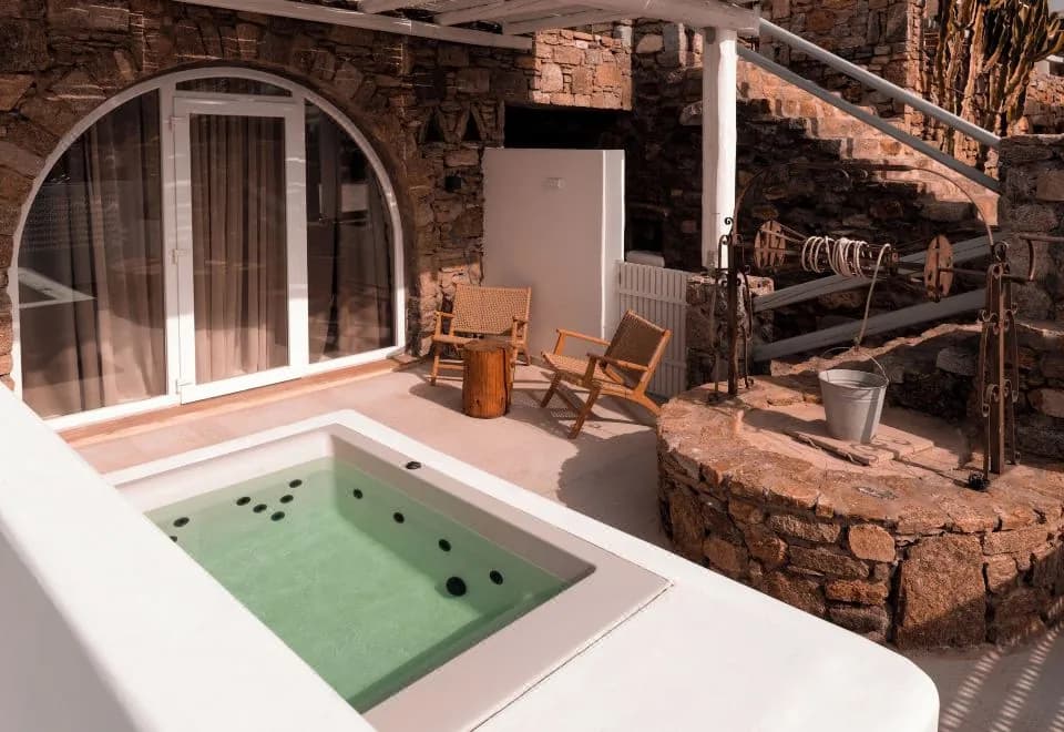 Senses Luxury Villas & Suites