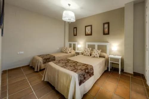 HOTEL DOÑA LINA
