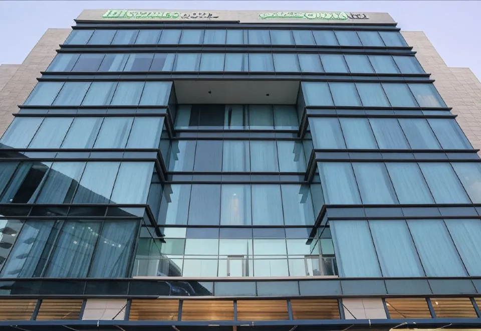 Ibis Styles Dubai Jumeira