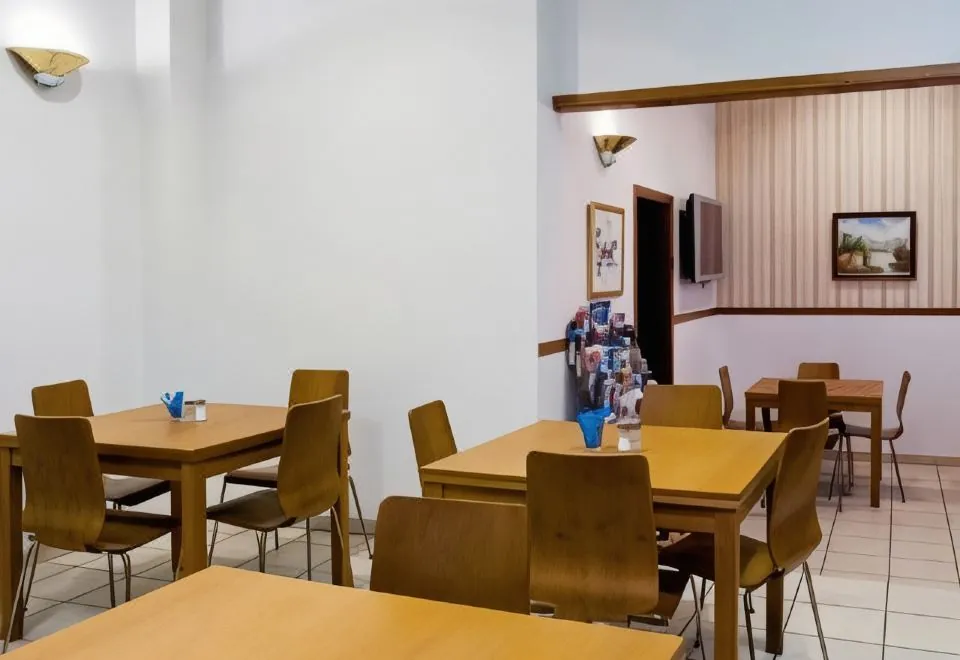 Arctic Comfort Hotel