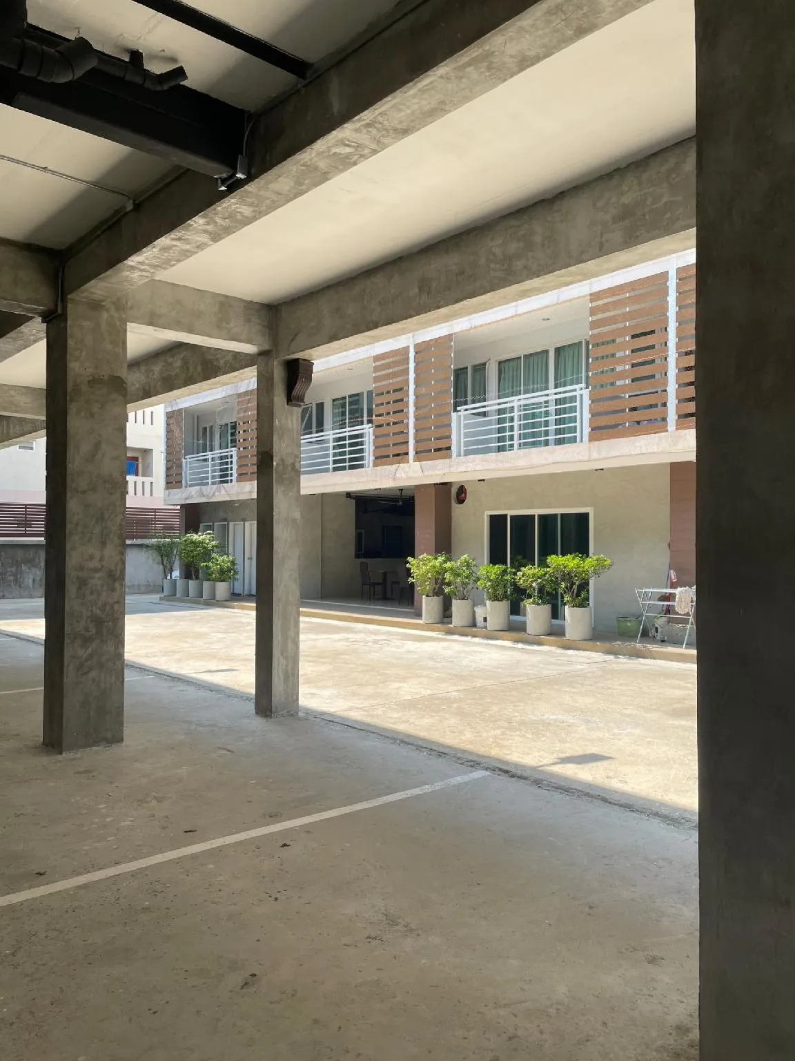 Atroom Hostel