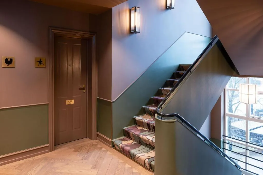 Hypernym Hotel & Suites