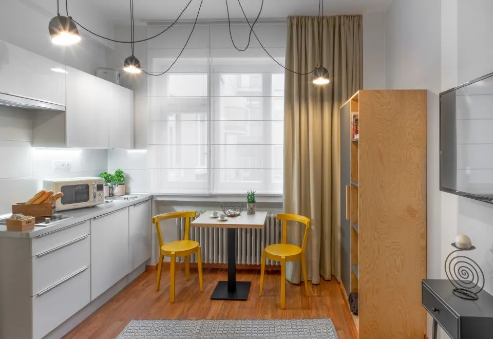 City Leaf Apartments by Adrez Living